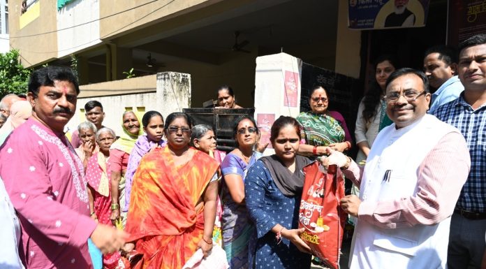 राज्य शासनाच्या ‘आनंदाचा शिधा’ या कार्यक्रमाचा शुभारंभ – मंत्री सुधीर मुनगंटीवार