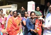 राज्य शासनाच्या ‘आनंदाचा शिधा’ या कार्यक्रमाचा शुभारंभ – मंत्री सुधीर मुनगंटीवार