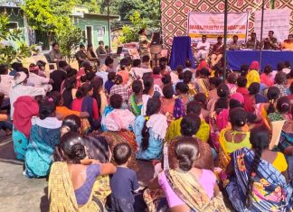 कायदेविषयक जनजागृती व दिवाळी निमित्त साहित्य वाटप मेळावा