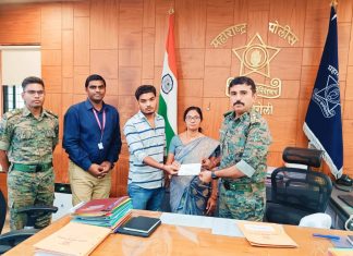 ॲक्सिस बॅक ने दिला मृत जवानांच्या कुटुंबियांना मदतीचा हात