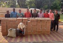 गडचिरोली पोलीस मोठी कारवाई पकडली १७,८१,६०० रु. ची दारु.