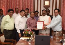 चंद्रपूर परिसरातील गरीब कुटुंबांना अल्पदरात घर मिळणार – पालकमंत्री मुनगंटीवार