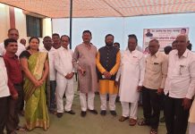 गडचांदूर येते जेष्ठ नागरिक सभा गृहाचे लोकापर्न