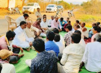 परसोडा येथील प्रकल्प ग्रस्त शेतकऱ्यांचे उपोषण सुरू