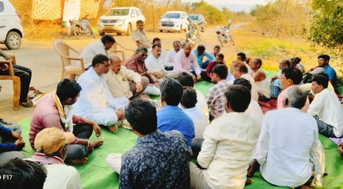 परसोडा येथील प्रकल्प ग्रस्त शेतकऱ्यांचे उपोषण सुरू