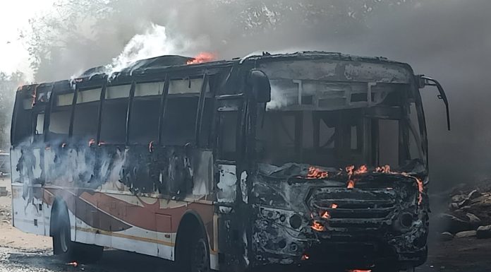 नागपूर – अमरावती, धावत्या शिवशाही बसने अचानक पेट