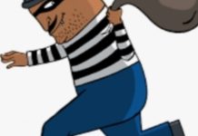 एकाच रात्री तीन ठिकाणी घरफोडी