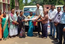 मानव विकास मिशनअंतर्गत ग्रामसंघांना TATA ACE वाहनाचे वितरण