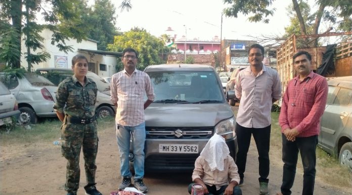 वाहनासह सुगंधीत तंबाखू केला जप्त