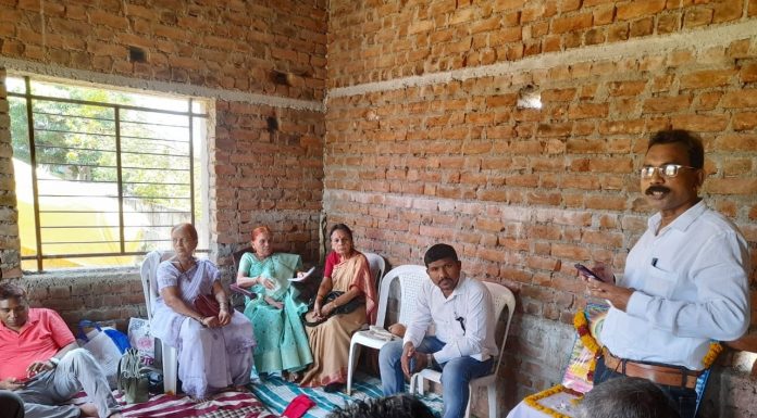 माडेतुकुम येथे विविध विषयांवर कविसंमेलन