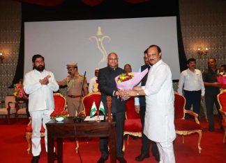 राज्याचे नवे उपमुख्यमंत्री अजित पवार ; नऊ जणांनी घेतली मंत्रिपदाची शपथ