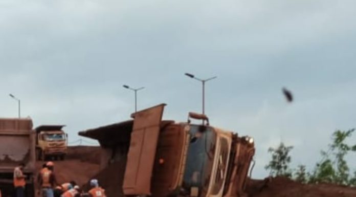 सुरजागड लोहखदान मध्ये भीषण अपघात