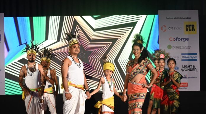 गडचिरोली जिल्ह्यातील युवकानी आदिवासी संस्कृती पोहोचविले जागतिक स्तरावर