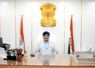 आदर्श आचारसंहितेचे पालन करा – जिल्हाधिकारी संजय दैने