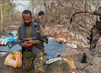 गडचिरोली पोलिसांनी केला गडचिरोली-छत्तीसगड सीमेवरिल माओवादी कॅम्पचा पर्दाफाश