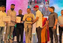 आलापल्लीतील टायगर ग्रुप गणेश मंडळ जिल्ह्यातून सर्वोत्कृष्ट