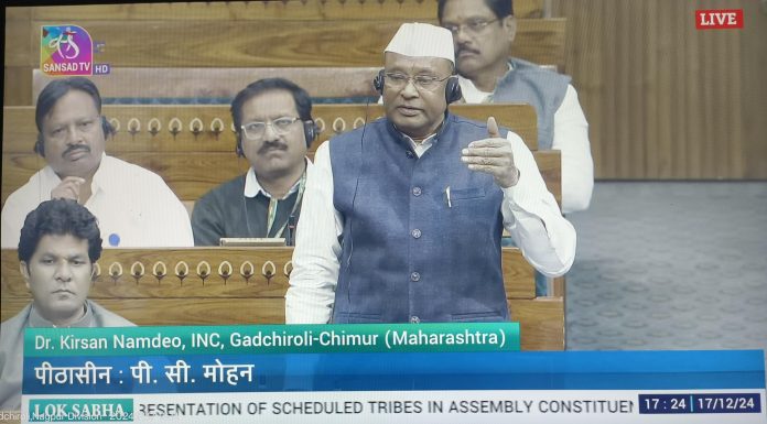 कृषी उत्पादनावरील आयात शुल्क कमी करण्याच्या निर्णयावर सरकारची भूमिका स्पष्ट करा