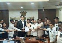 पत्रकार मुकेश चंद्रकार यांच्या हत्येची चौकशी करून दोषीवर कडक कारवाई करा