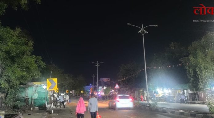 गडचिरोली नगर परिषद कर वसुलीत मग्न, चंद्रपूर मार्ग अंधारात