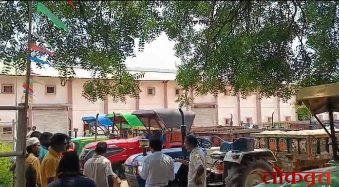 सिरोंचात महसूल विभागाची मोठी धडक कारवाई : गोदावरी नदीपात्रातून अवैध रेती वाहतूक करणारे 15 ट्रॅक्टर जप्त