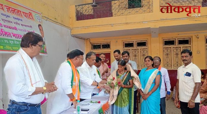 केंद्र सरकारच्या योजना गोर गरिबांपर्यंत पोहोचवा. – माजी आमदार डॉ.नामदेवराव उसेंडी