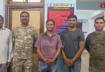 पुलावरून वाहून जात असलेल्या व्यक्तीला पोलिसांनी दिला नवजीव!