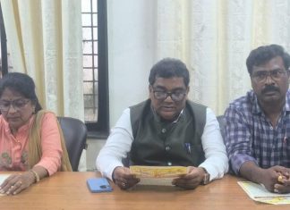 जागतिक आदिवासी दिनानिमित्त गडचिरोलीत पंचसूत्री कार्यक्रमांची घोषणा