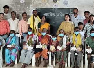 टीबीमुक्त भारतासाठी कोडापे परिवाराचा हातभार ; क्षयरुग्णांना प्रोटीनयुक्त आहाराचे वाटप