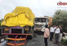 वैनगंगा पुलावर दोन ट्रकांची समोरासमोर भीषण धडक; गडचिरोली–चंद्रपूर मार्ग ठप्प