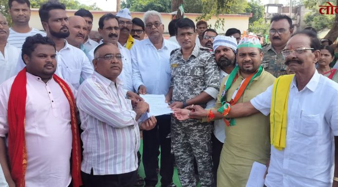 गडचिरोलीत जनसुरक्षा विधेयक रद्द करण्यासाठी सर्वपक्षीय धरणे आंदोलन