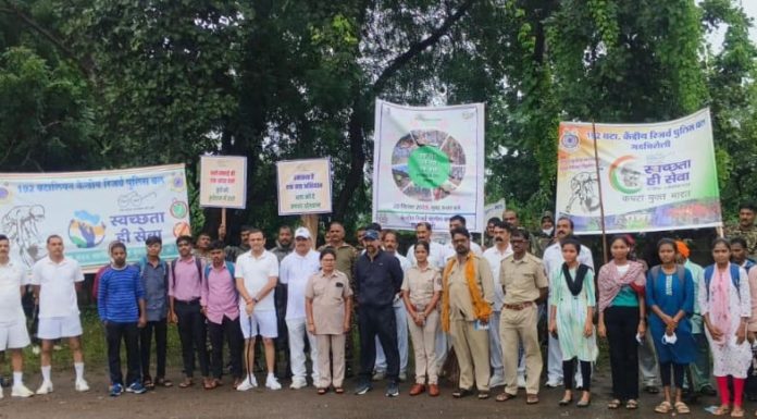 192 बटालियनच्या पुढाकाराने गडचिरोली बसस्थानक झळाळले