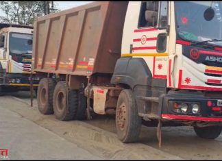 गडचिरोली : राष्ट्रीय महामार्गाच्या नावाखाली मुरूमची खुलेआम लूट, ग्रामस्थांमुळे कारवाई