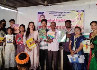 सावित्रीबाई फुले जयंतीनिमित्त धानोऱ्यात वाचन संस्कारांचा जागर