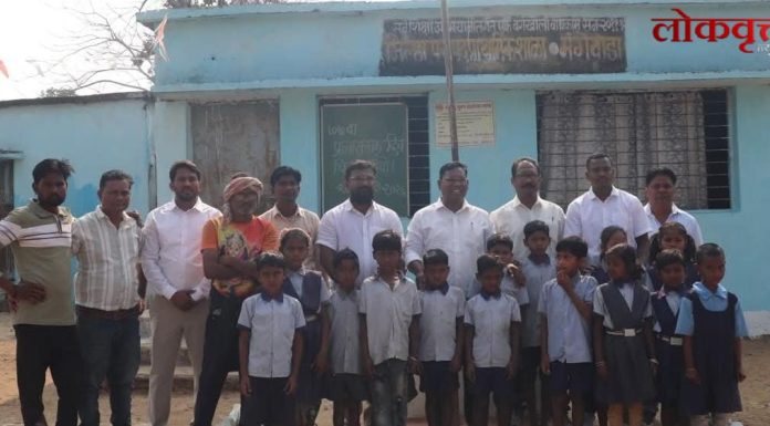 स्वातंत्र्यानंतर प्रथमच पहिले लोकप्रतिनिधी म्हणून आमदार डॉ. मिलिंद नरोटे पोहोचले