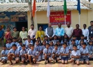 गडचिरोली : निमगाव शाळेची दिल्लीच्या NPCI आणि LLF कडून पाहणी