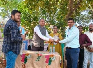 रमेश काळबांडे यांचा ‘उत्कृष्ट शिक्षक पुरस्कारा’ने गौरव