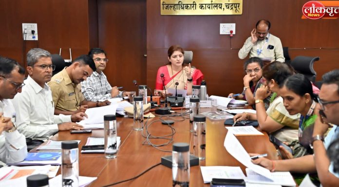 चिमूरमधील अल्पवयीन मुलीच्या अपहरणाचे गूढ कायम ; दोन महिन्यांनंतर प्रकरण ‘राज्य महिला आयोगा’च्या दरबारात