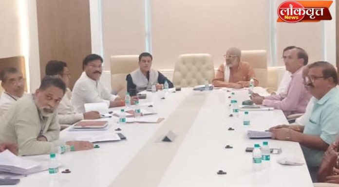 बांबू लागवडीला शेतपिकाचा दर्जा देण्याबाबत मंत्रालयात महत्त्वपूर्ण बैठक