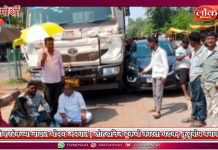 ओव्हरटेकच्या नादात भीषण अपघात ; लोहखनिज ट्रकची कारला धडक, कुटुंबीय बचावले