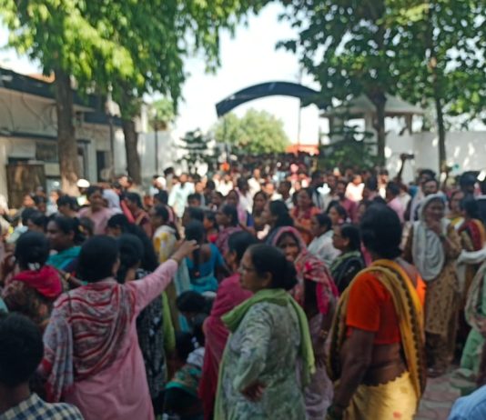 ‘नराधमाला फाशी द्या’च्या घोषणांनी चामोर्शी दणाणले